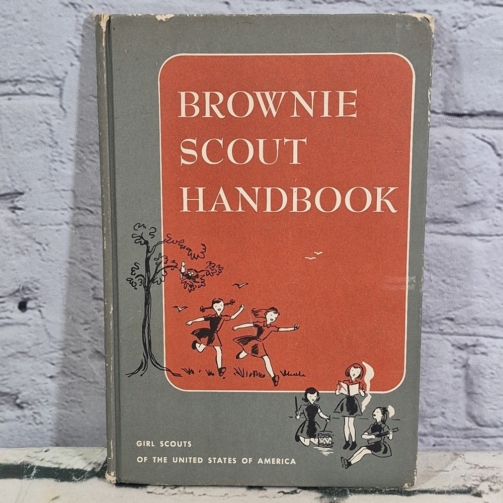 Vintage 1950's Brownie Scout Handbook GSA Hardcover Book 9th Impression 1955